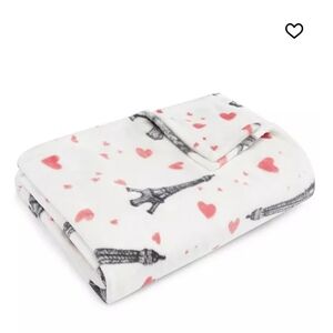 BETSEY JOHNSON PARIS LOVE PLUSH THROW BLANKET BNWT SO 1 LEFT